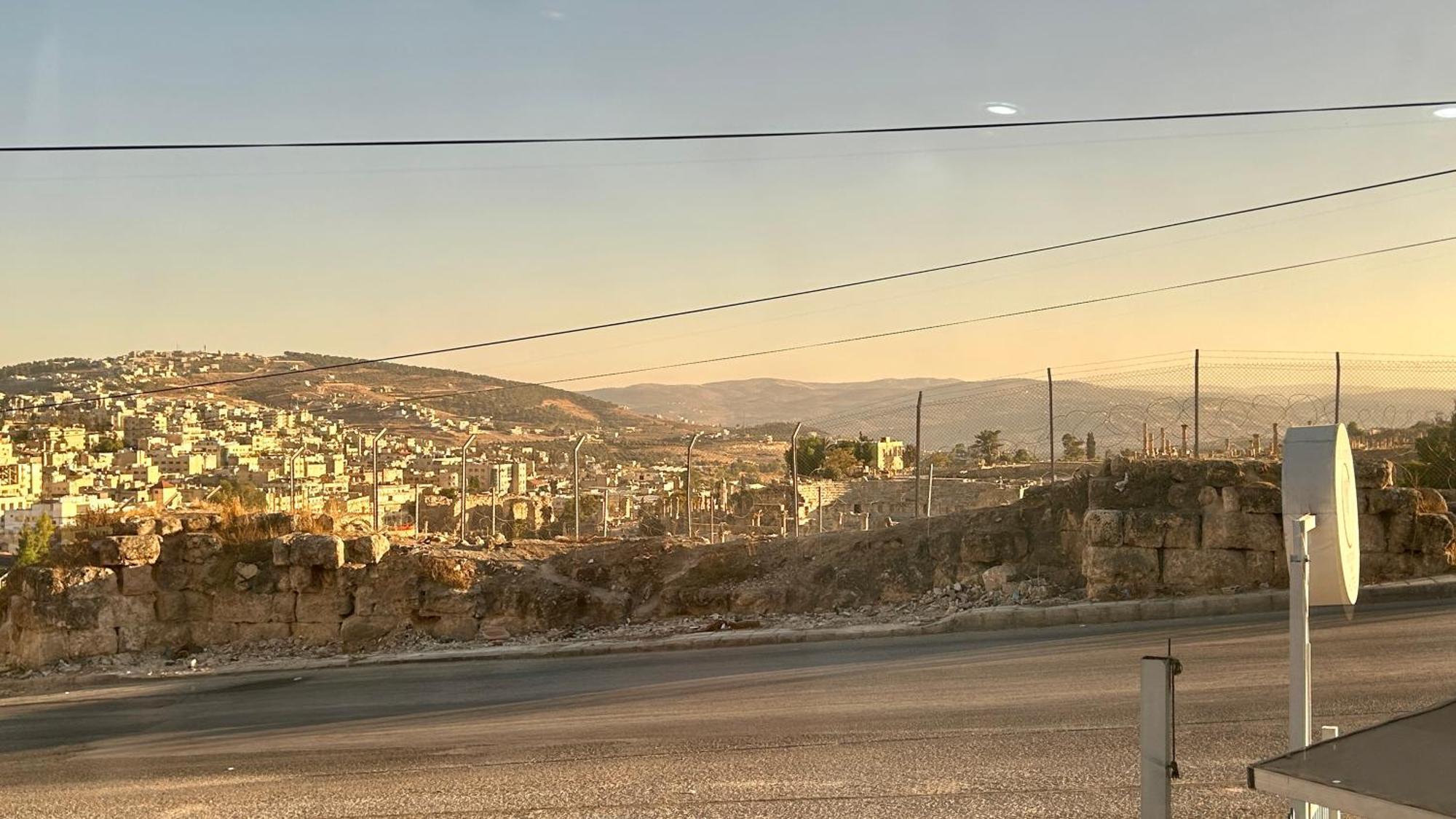 Celestia Boutique Inn - Boutique Stay Overlooking Jerash Ruins Gérasa Exterior foto